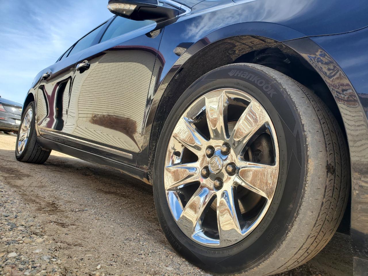 Buick LaCrosse 4dr Sdn Premium 2 AWD 2012