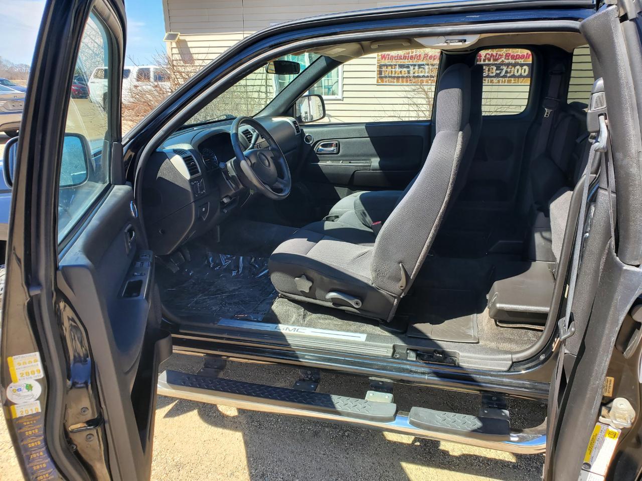 GMC Canyon 4WD Ext Cab 125.9" Work Truck 2007