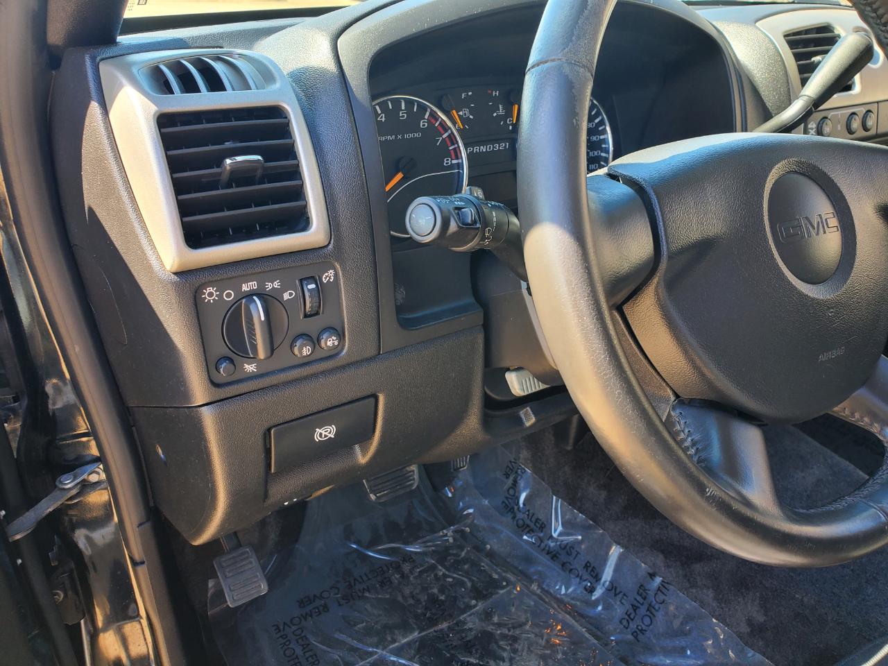 GMC Canyon 4WD Ext Cab 125.9" Work Truck 2007