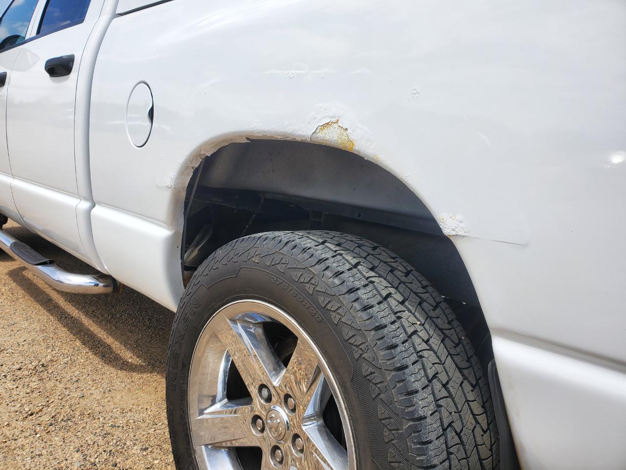 Dodge Ram 1500 4dr Quad Cab 140.5" WB 4WD ST 2005