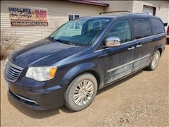 2014 Chrysler Town & Country 