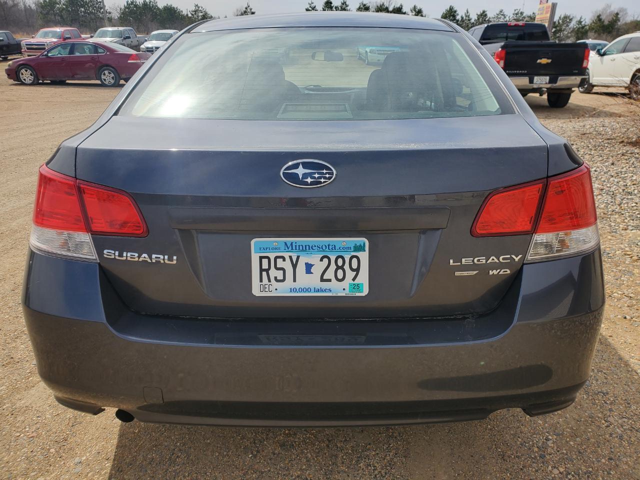Subaru Legacy 4dr Sdn H4 Auto 2.5i 2010