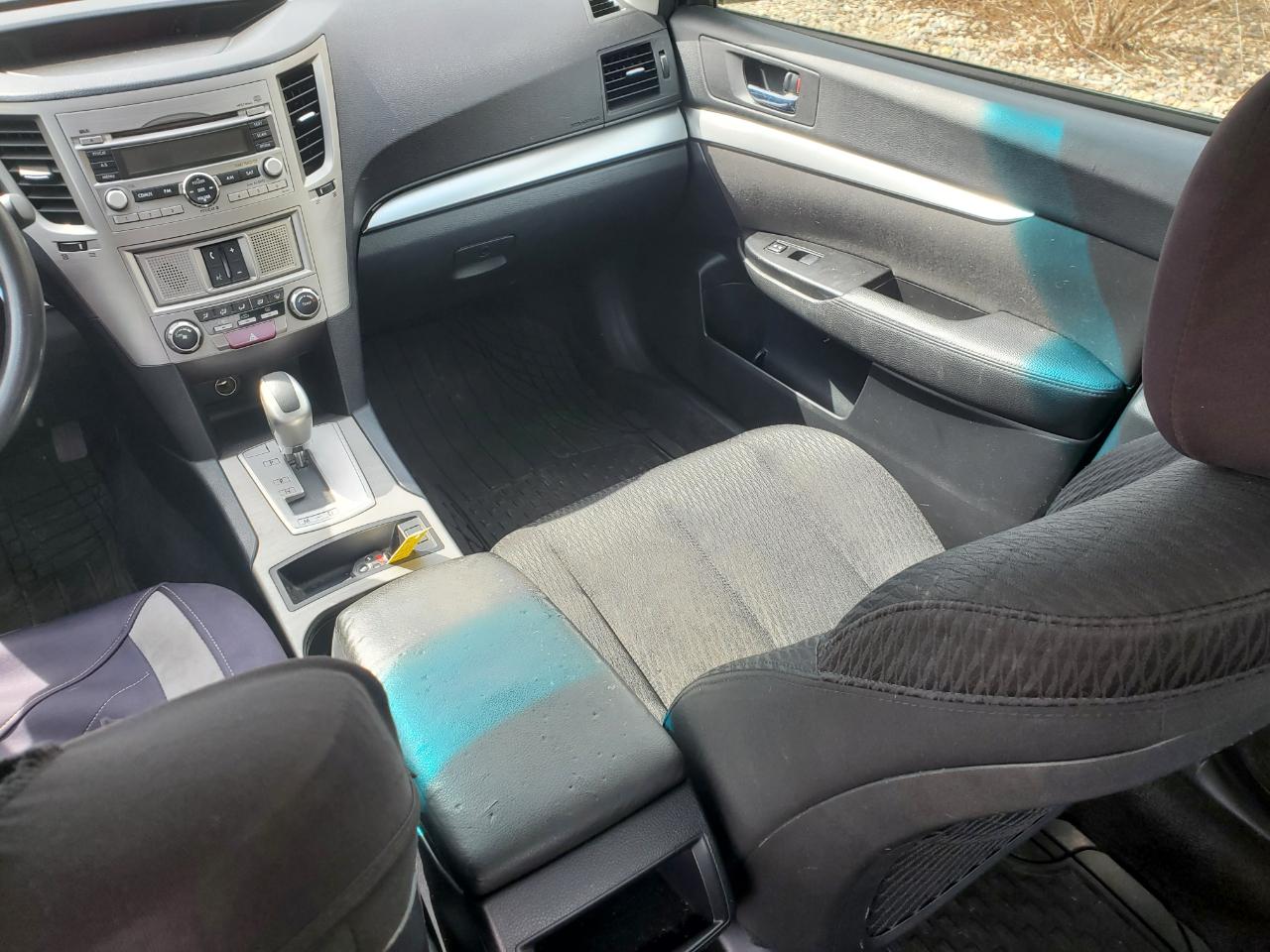 Subaru Legacy 4dr Sdn H4 Auto 2.5i 2010