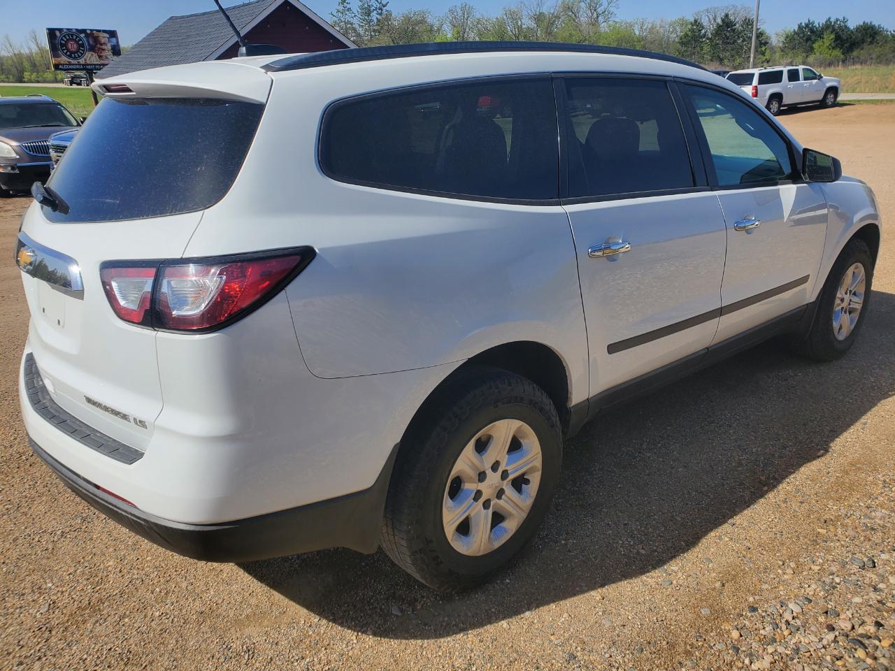 Chevrolet Traverse FWD 4dr LS w/1LS 2016