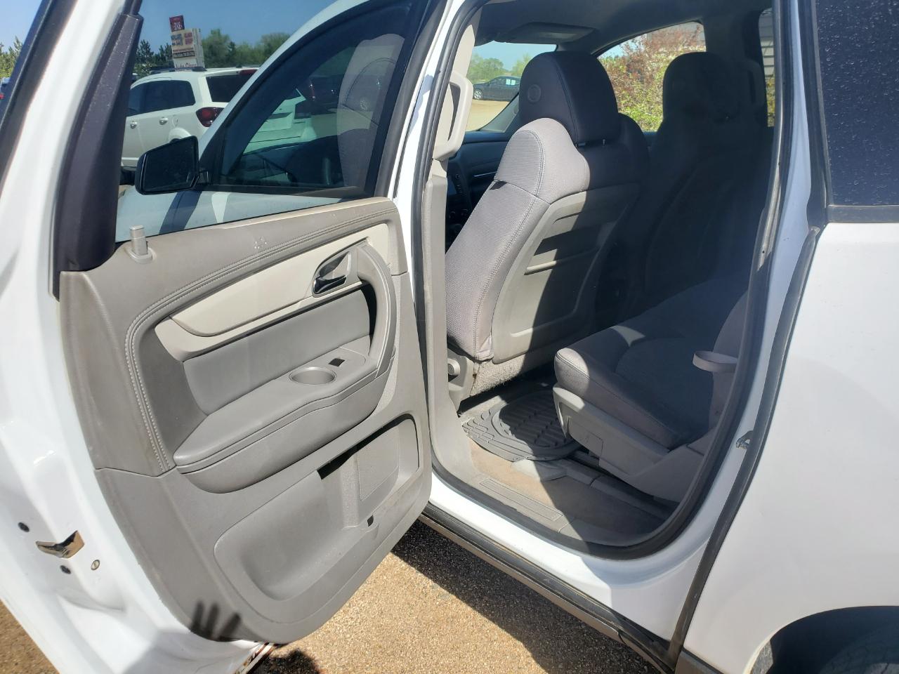 Chevrolet Traverse FWD 4dr LS w/1LS 2016