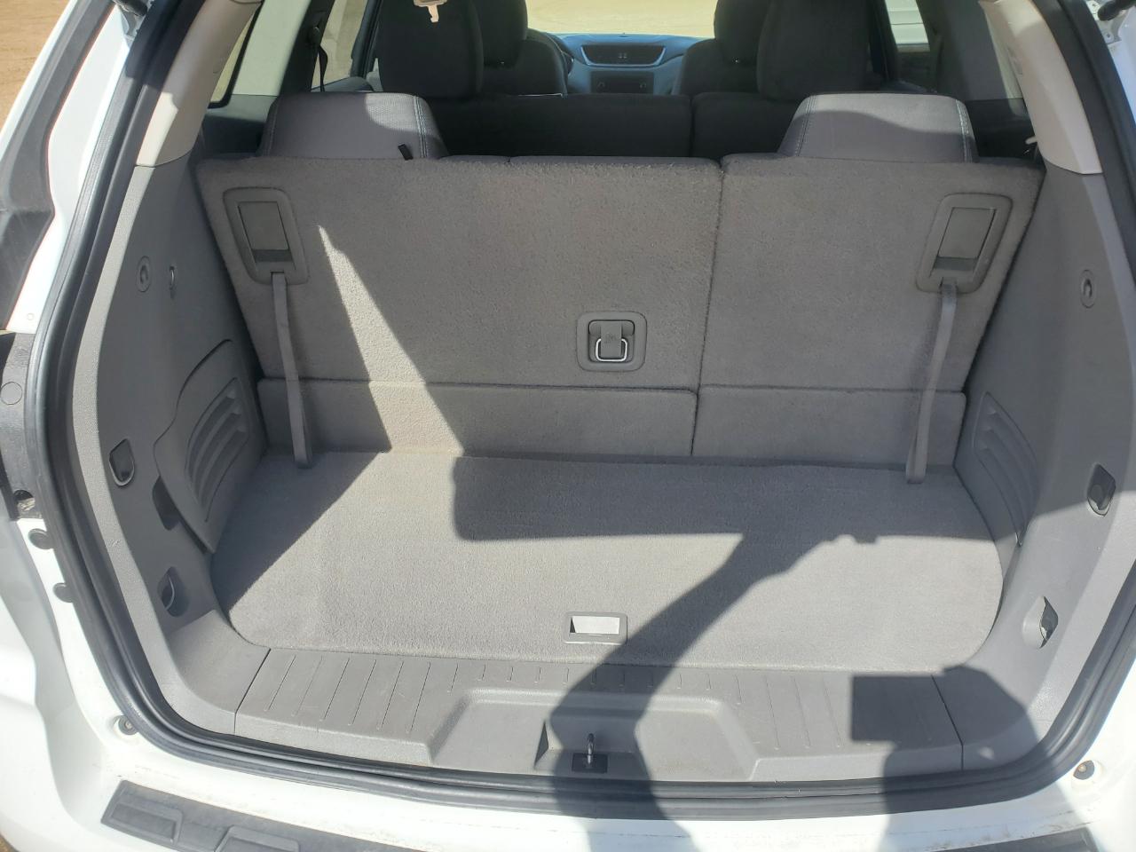 Chevrolet Traverse FWD 4dr LS w/1LS 2016