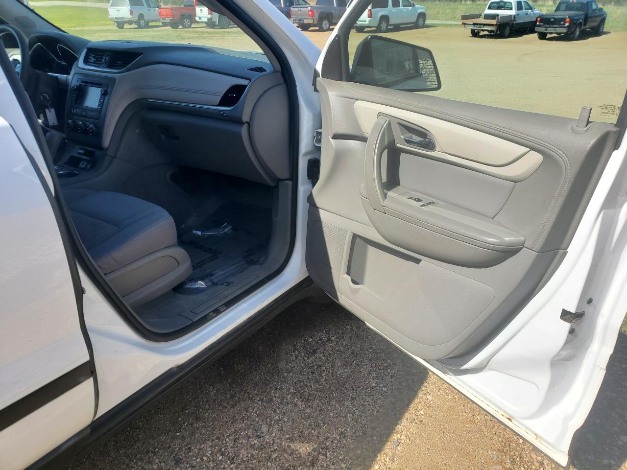 Chevrolet Traverse FWD 4dr LS w/1LS 2016