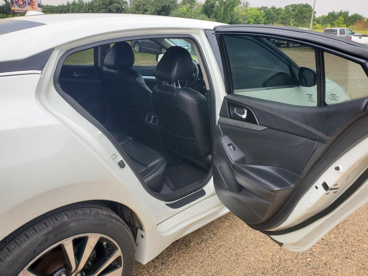 Nissan Maxima SV 3.5L 2018