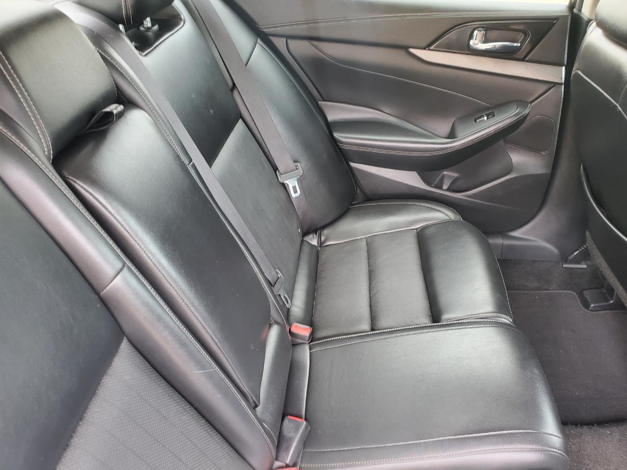 Nissan Maxima SV 3.5L 2018