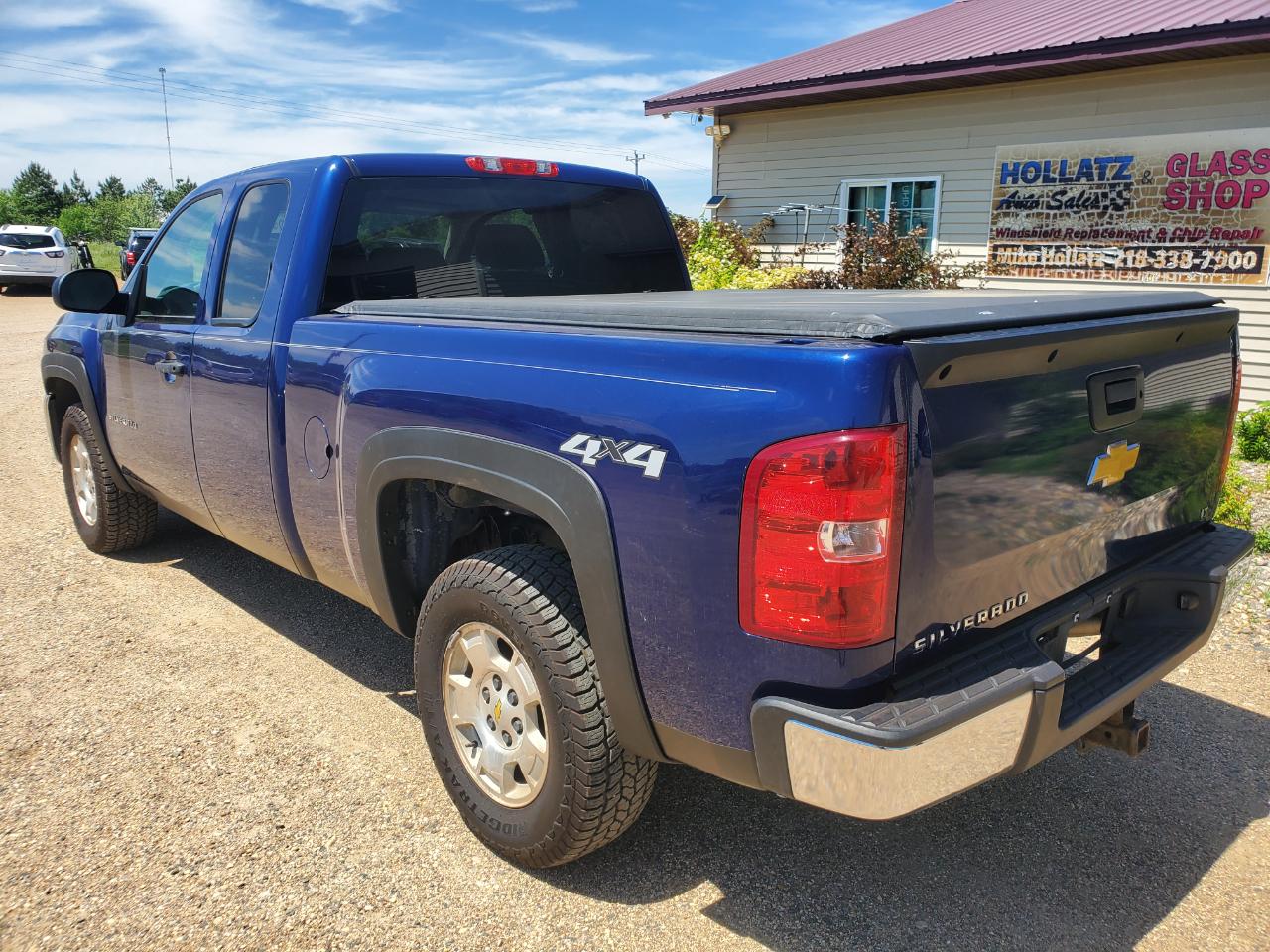 Chevrolet Silverado 1500 4WD Ext Cab 143.5" LT 2013