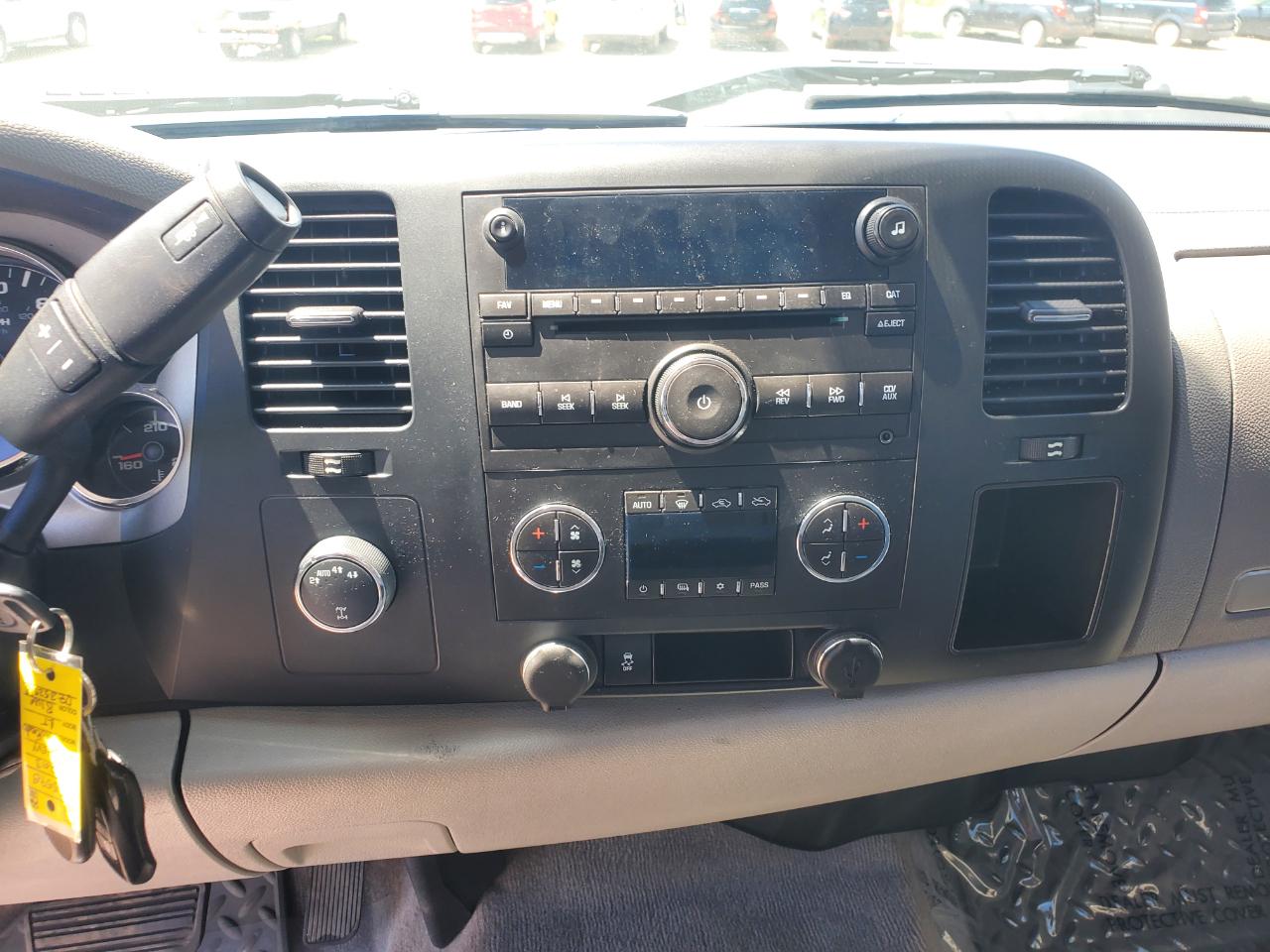 Chevrolet Silverado 1500 4WD Ext Cab 143.5" LT 2013