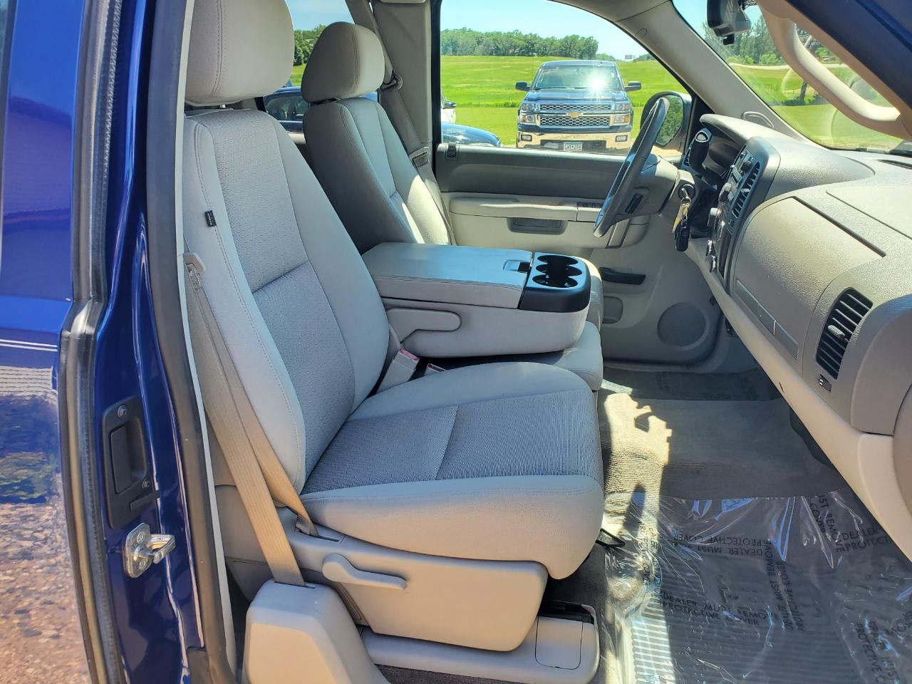 Chevrolet Silverado 1500 4WD Ext Cab 143.5" LT 2013