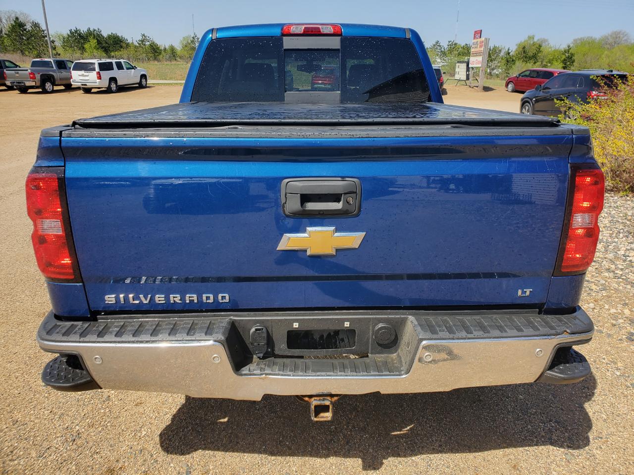 Chevrolet Silverado 1500 4WD Crew Cab 143.5" LT w/2LT 2015