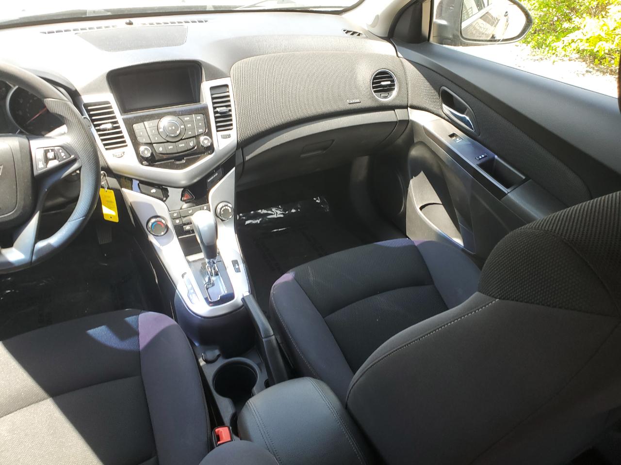 Chevrolet Cruze Limited 4dr Sdn Auto LT w/1LT 2016