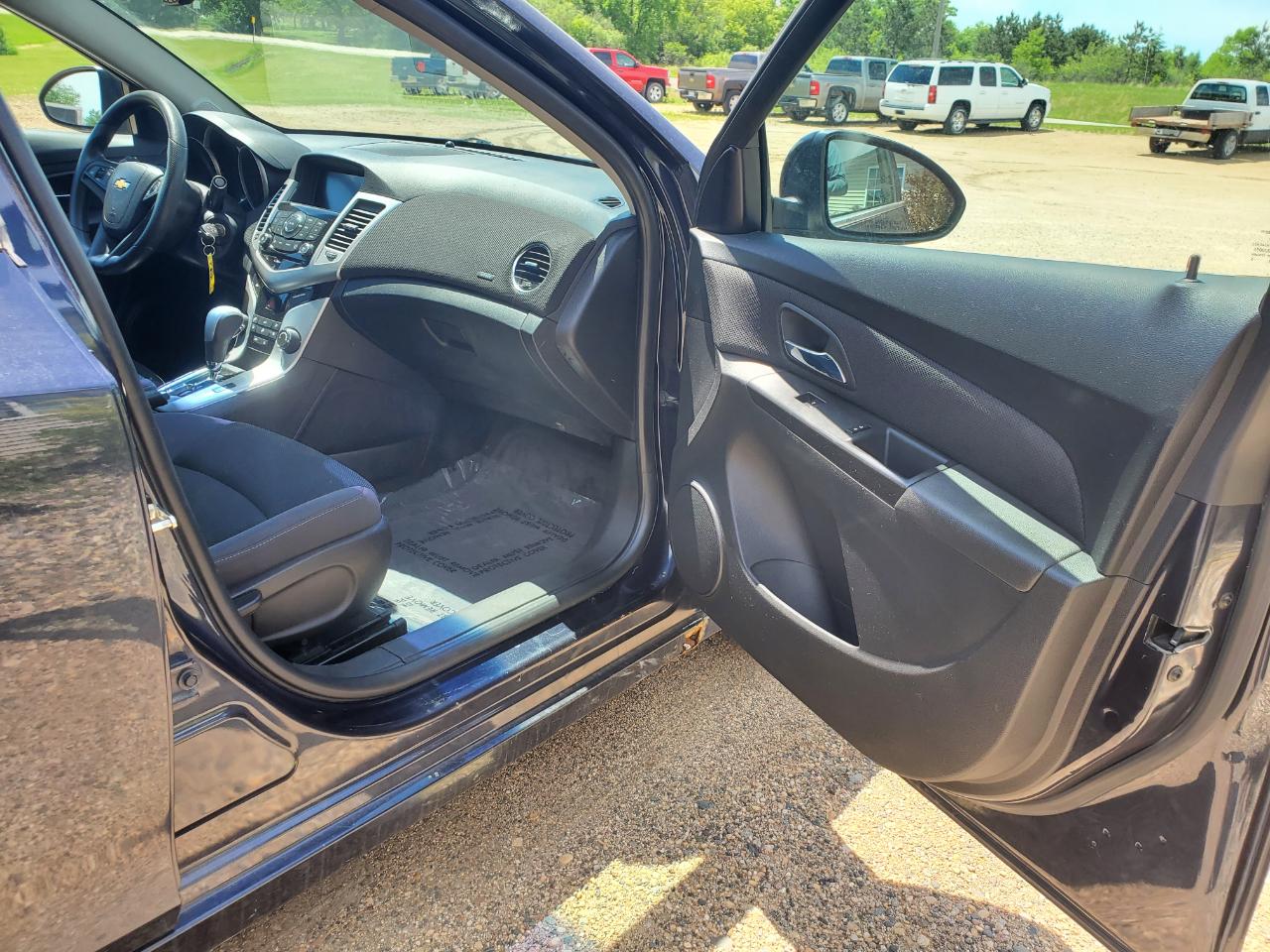 Chevrolet Cruze Limited 4dr Sdn Auto LT w/1LT 2016