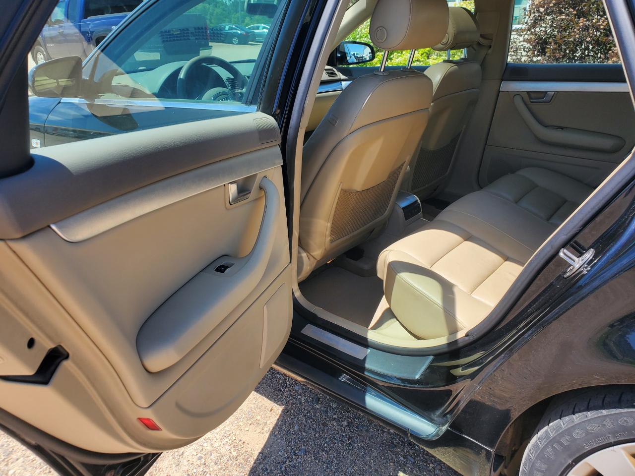 Audi A4 4dr Sdn 2.0T quattro Auto 2006