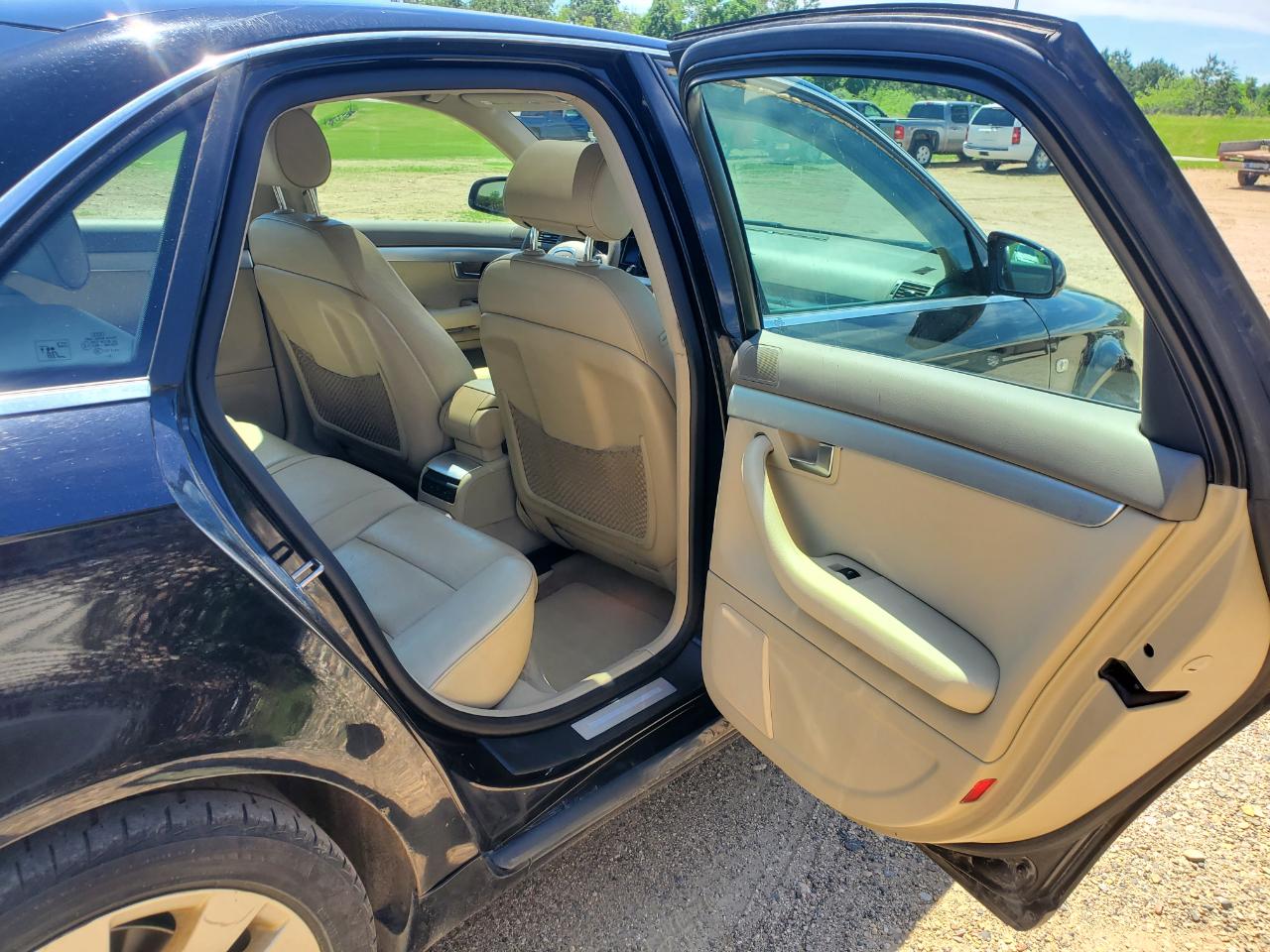 Audi A4 4dr Sdn 2.0T quattro Auto 2006