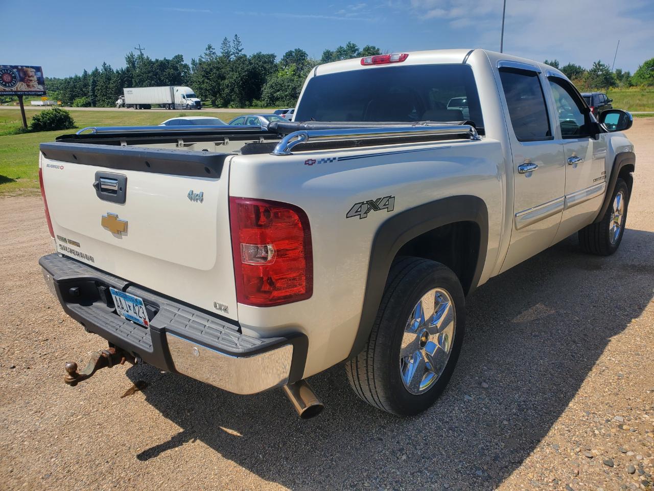 Chevrolet Silverado 1500 4WD Crew Cab 143.5" LTZ 2011