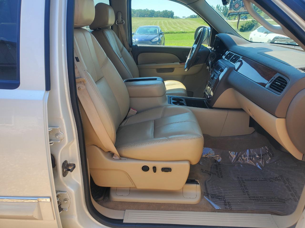 Chevrolet Silverado 1500 4WD Crew Cab 143.5" LTZ 2011