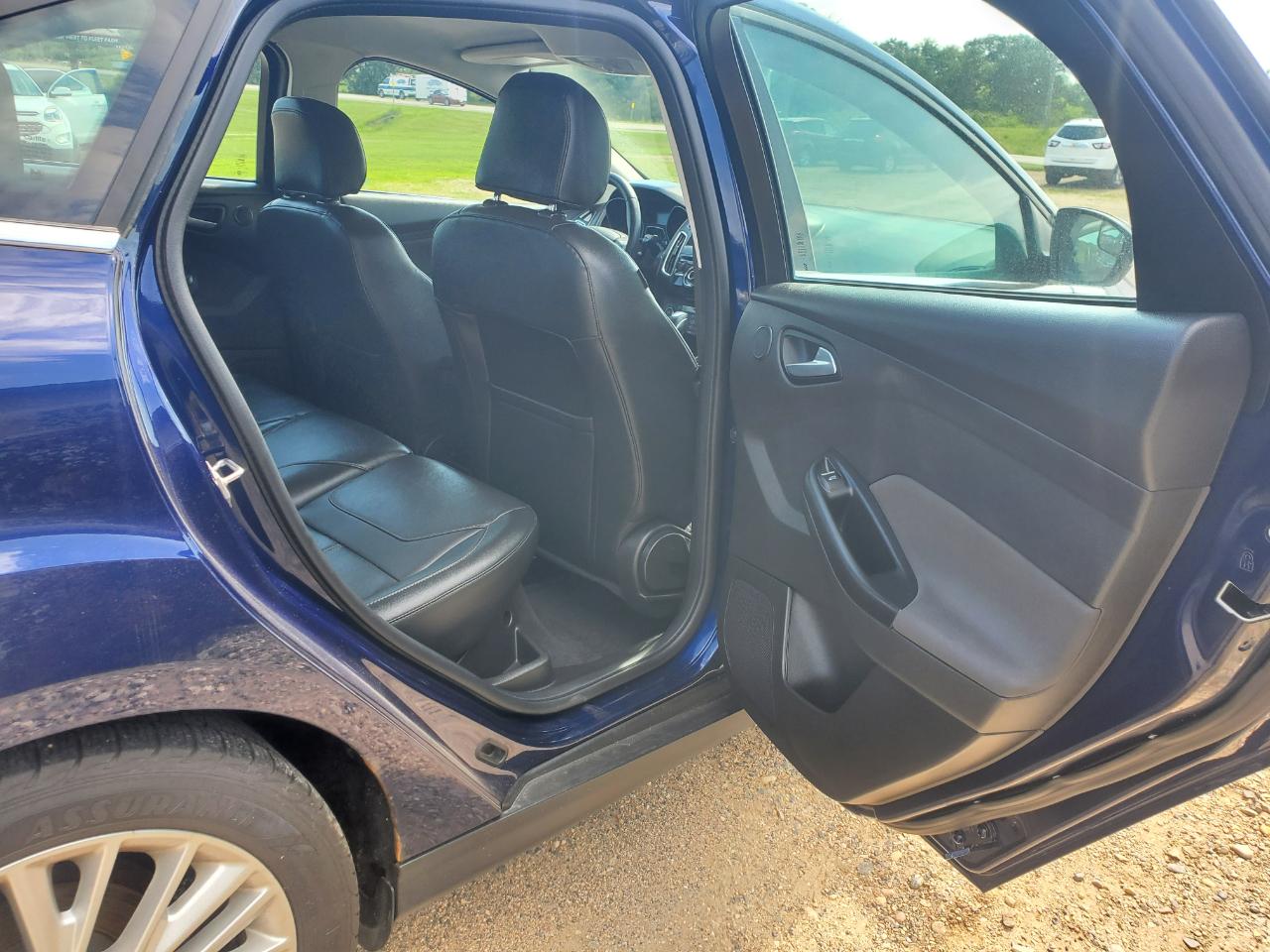 Ford Focus 4dr Sdn Titanium 2016