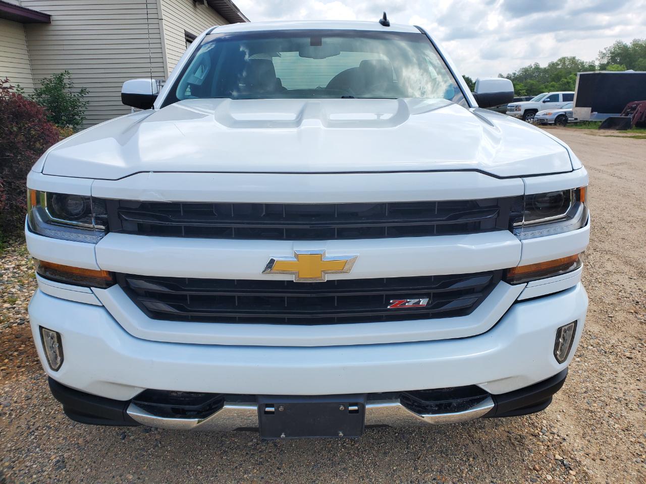 Chevrolet Silverado 1500 4WD Double Cab 143.5" LT w/2LT 2018