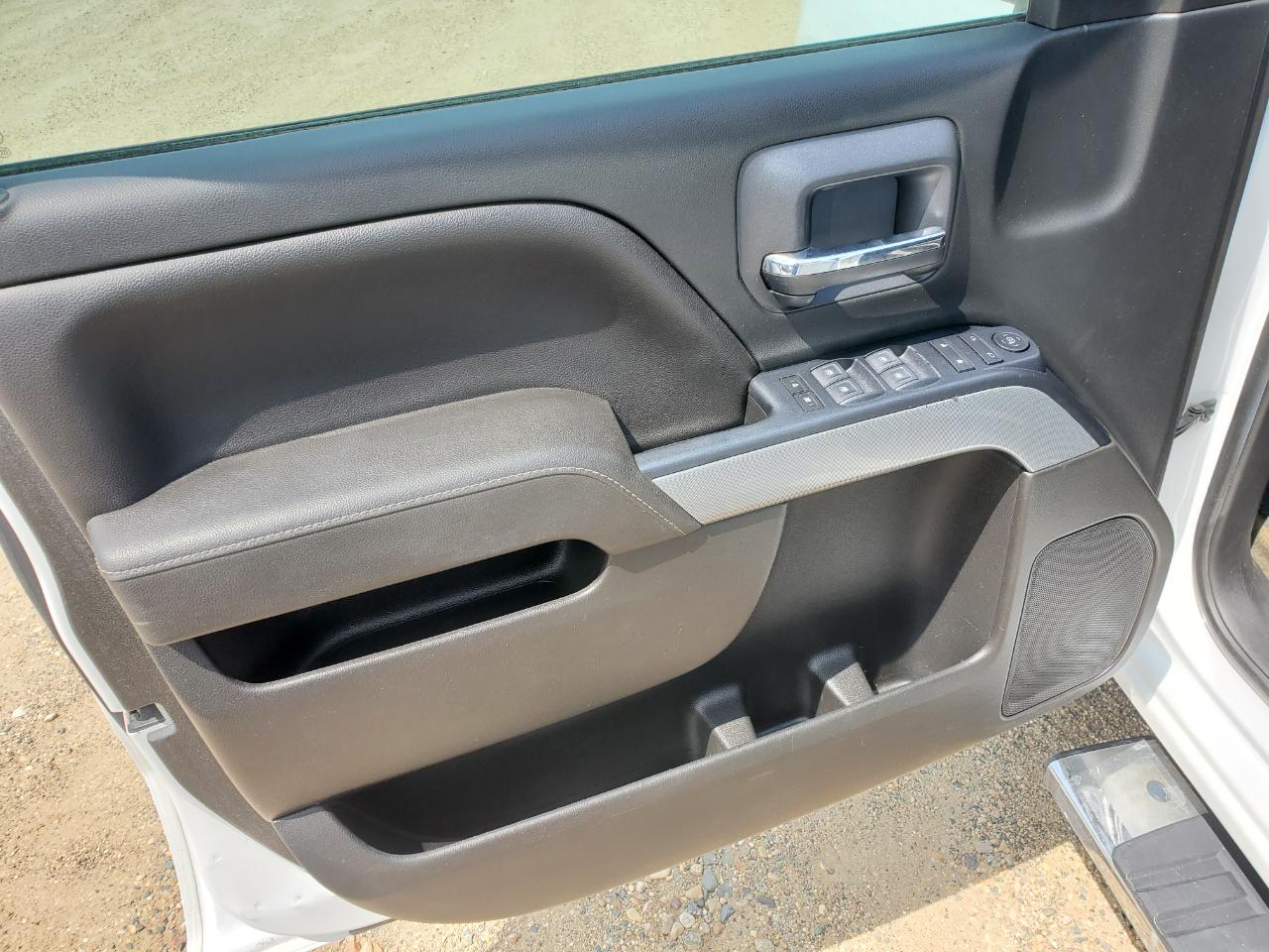 Chevrolet Silverado 1500 4WD Double Cab 143.5" LT w/2LT 2018