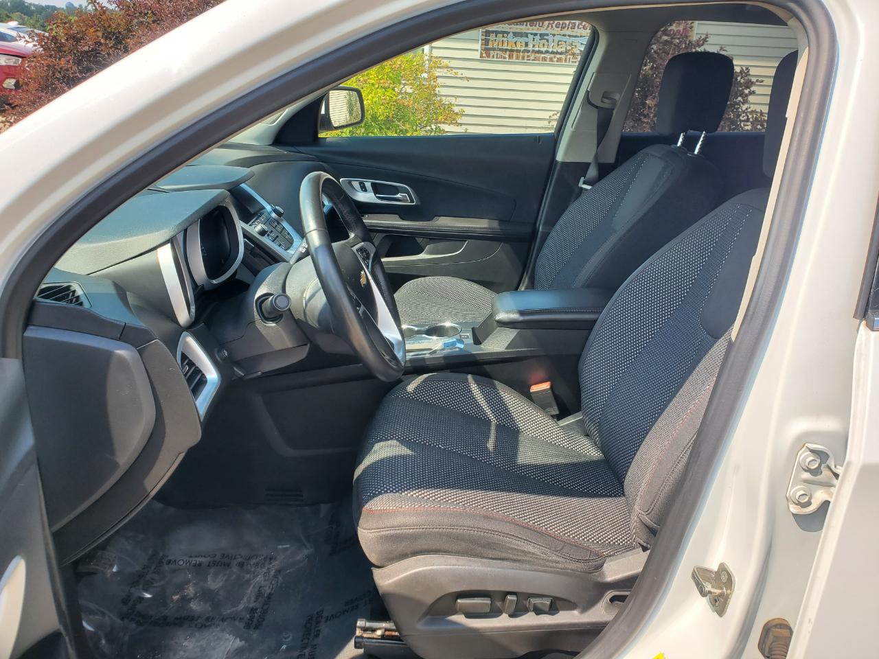 Chevrolet Equinox FWD 4dr LT w/1LT 2017