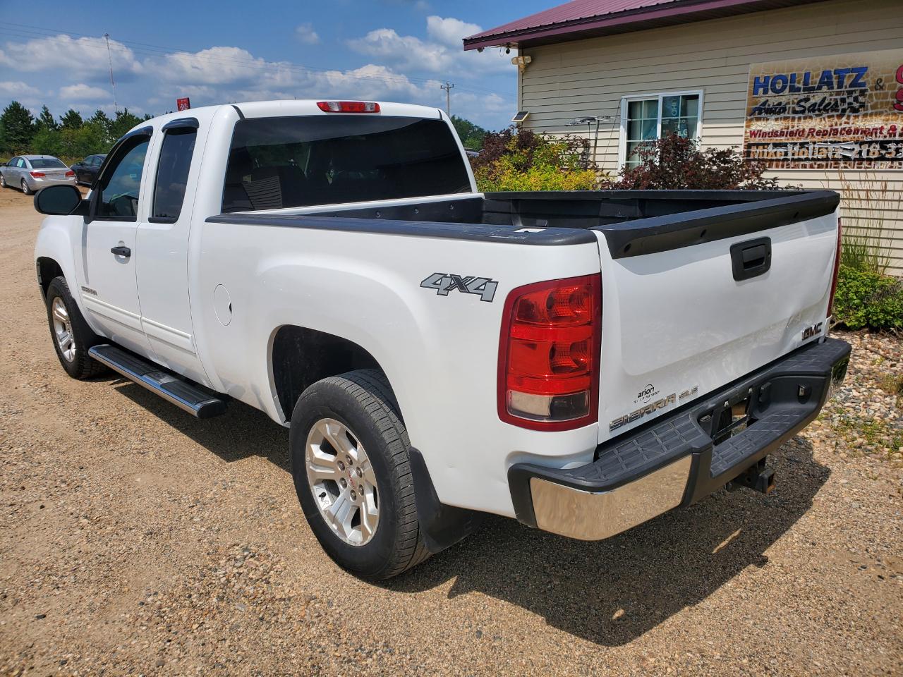 GMC Sierra 1500 4WD Ext Cab 143.5" SLE 2013