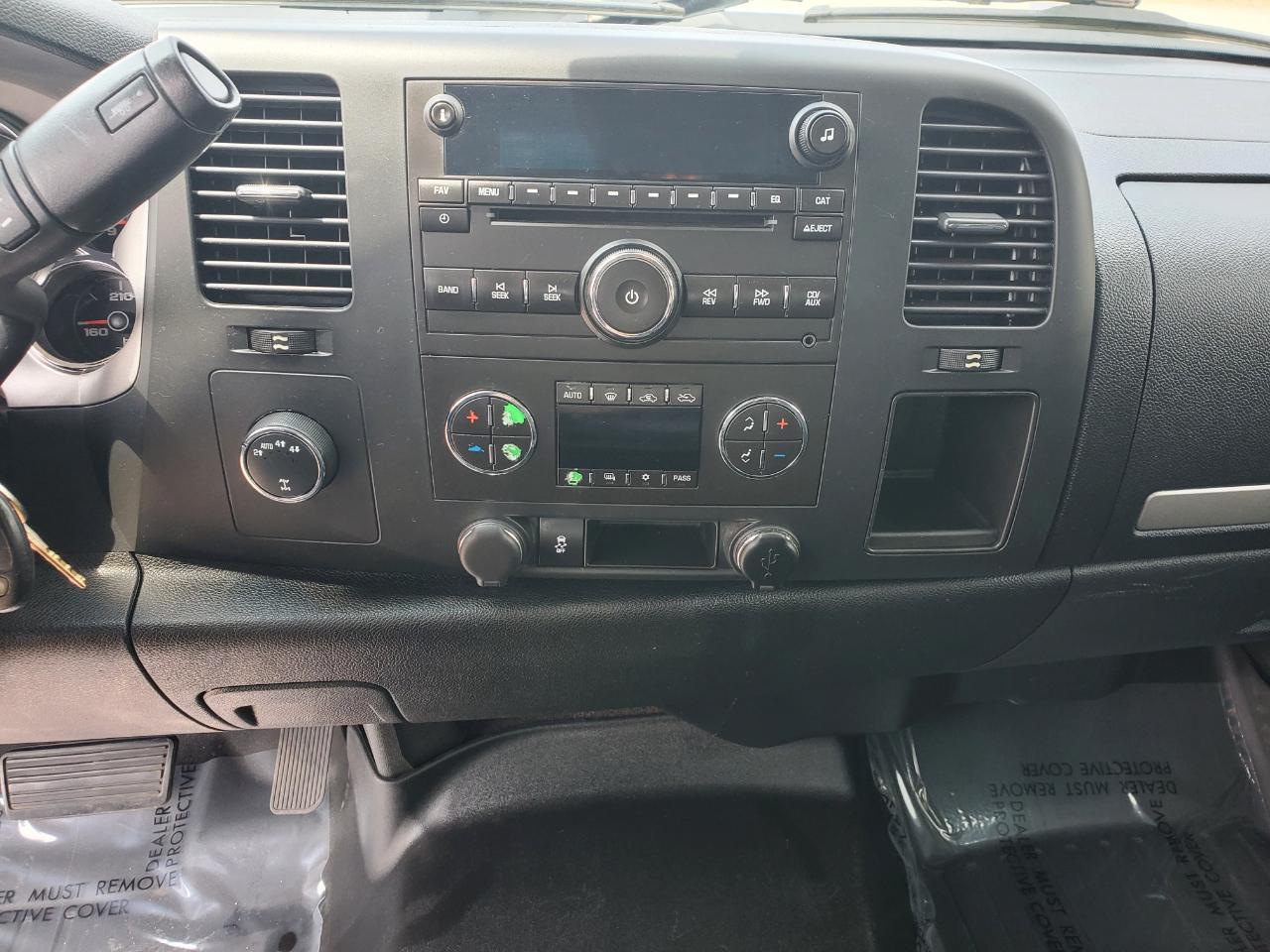 GMC Sierra 1500 4WD Ext Cab 143.5" SLE 2013