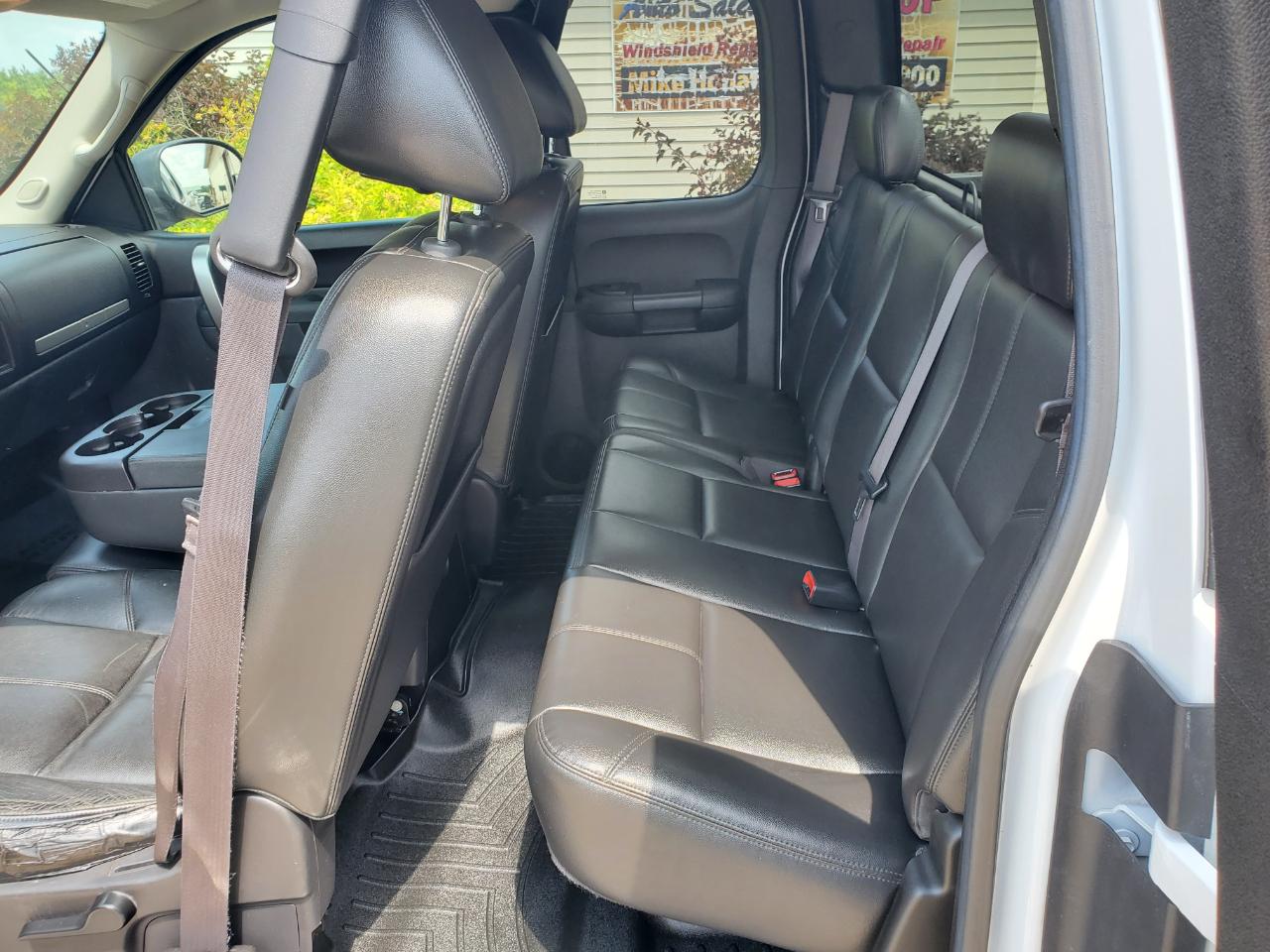 GMC Sierra 1500 4WD Ext Cab 143.5" SLE 2013