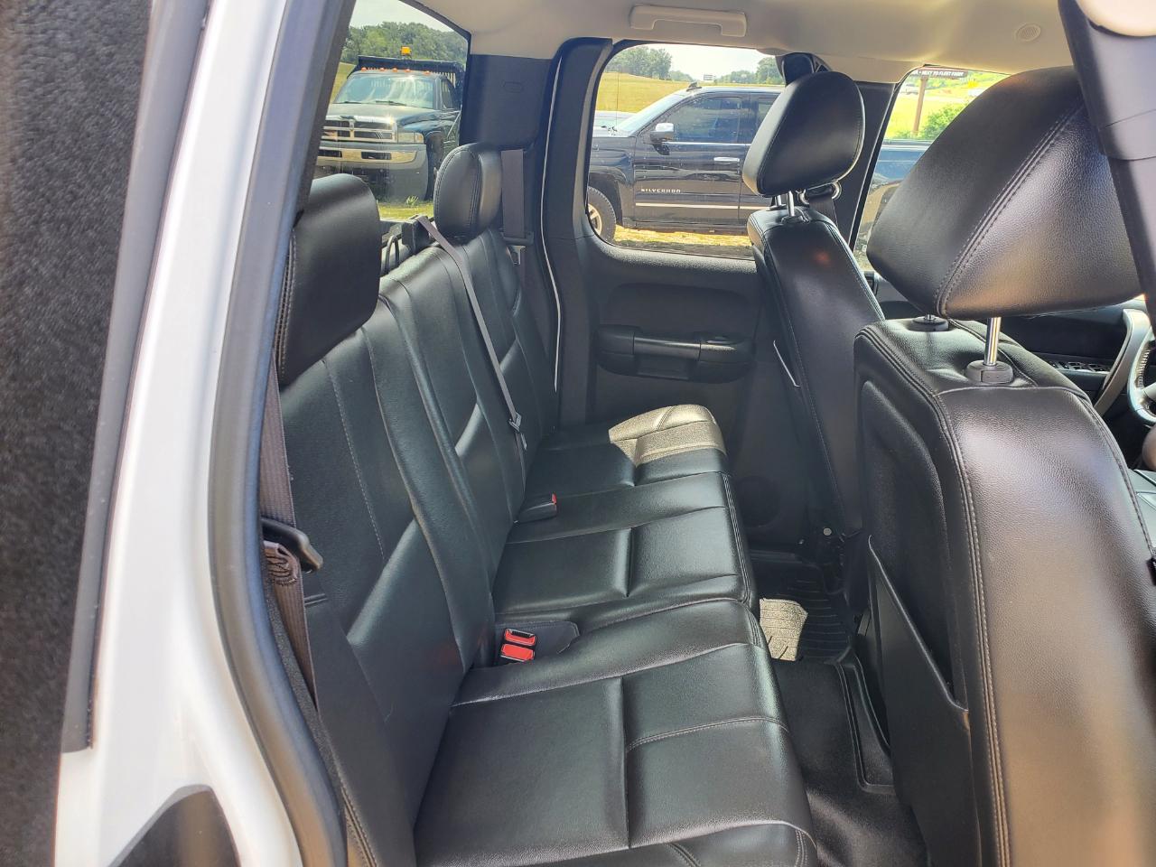GMC Sierra 1500 4WD Ext Cab 143.5" SLE 2013
