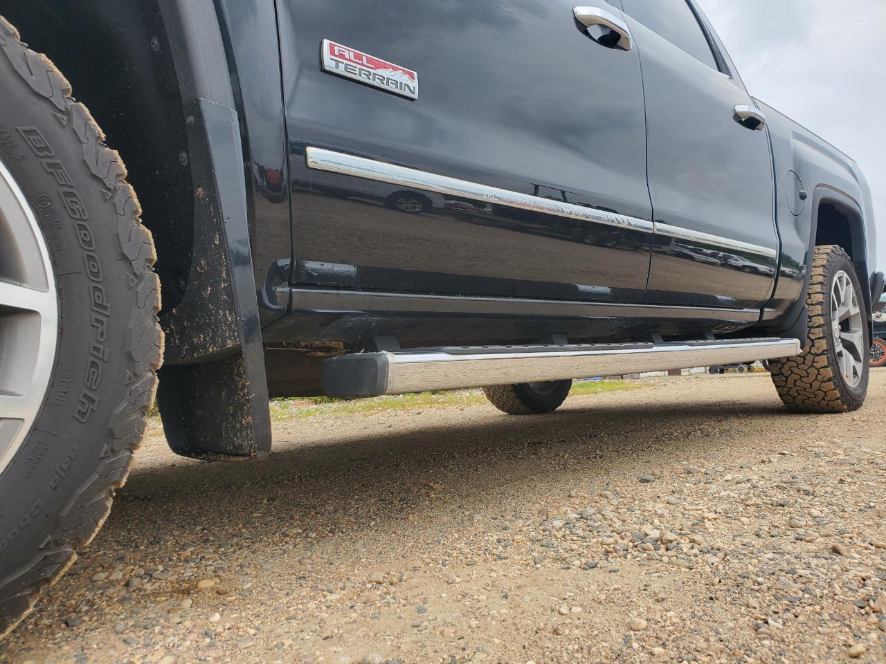 GMC Sierra 1500 4WD Crew Cab 143.5" SLT 2014