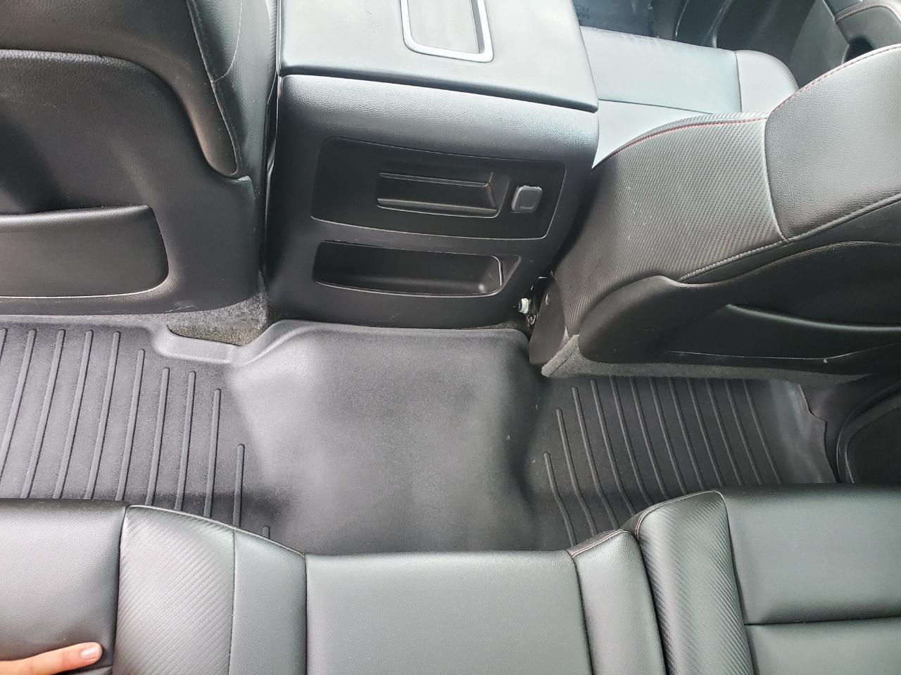 GMC Sierra 1500 4WD Crew Cab 143.5" SLT 2014