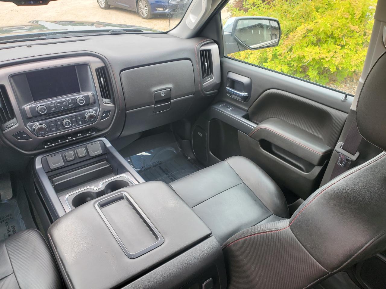 GMC Sierra 1500 4WD Crew Cab 143.5" SLT 2014