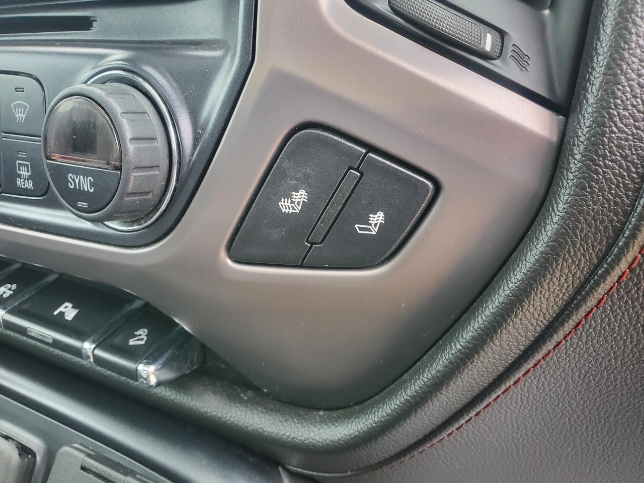 GMC Sierra 1500 4WD Crew Cab 143.5" SLT 2014