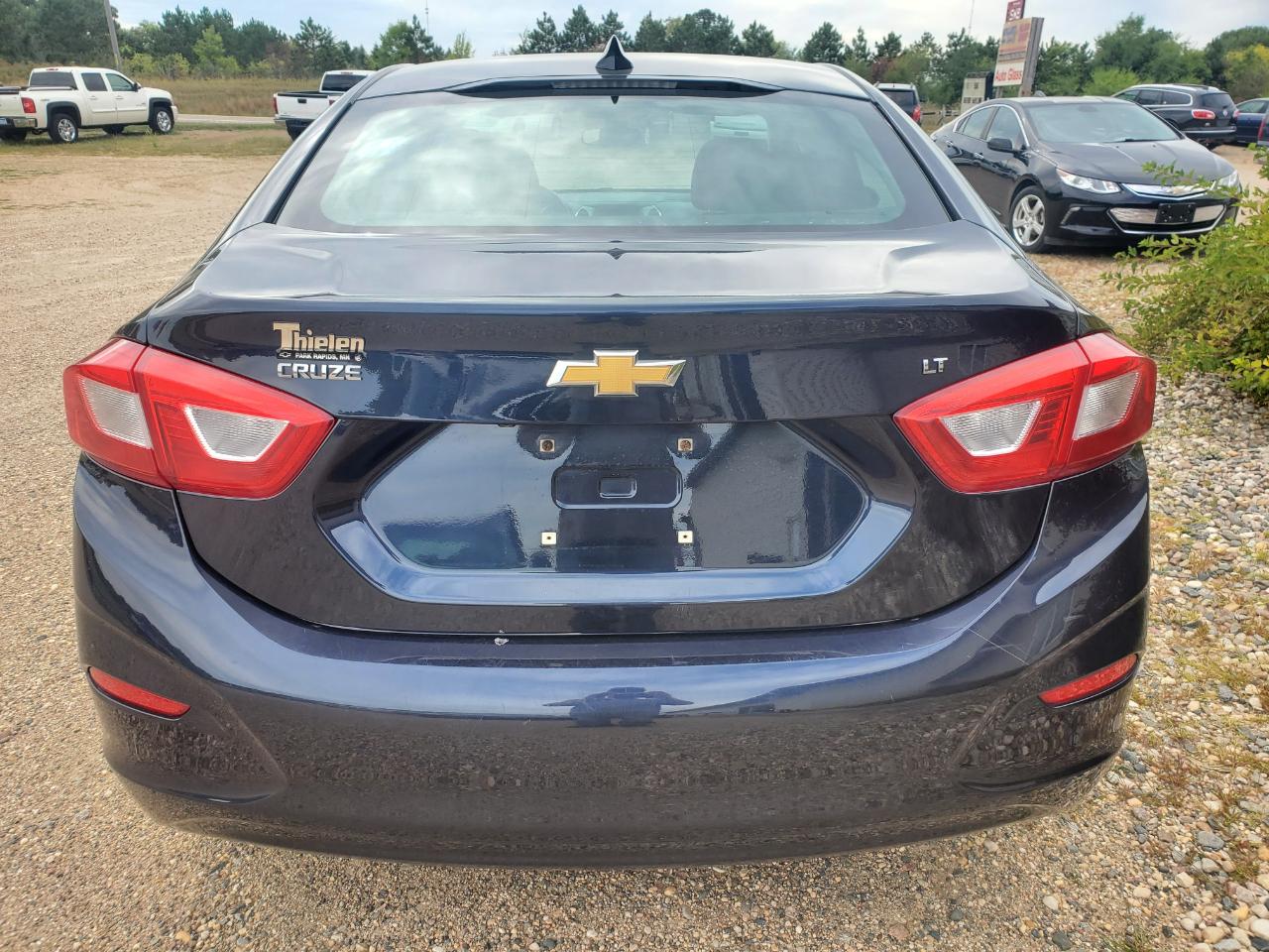 Hyundai Sonata 4dr Sdn 2.4L Auto GLS 2011