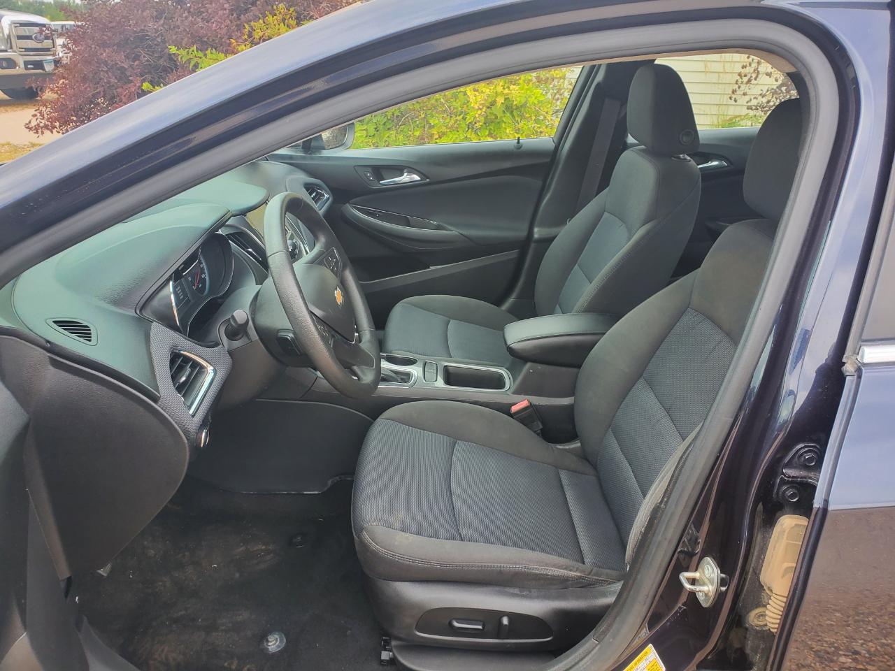 Hyundai Sonata 4dr Sdn 2.4L Auto GLS 2011