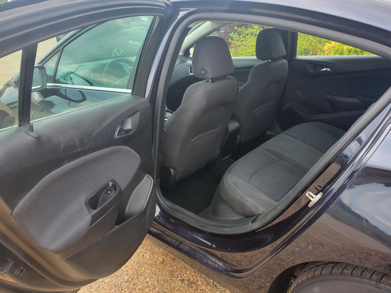 Hyundai Sonata 4dr Sdn 2.4L Auto GLS 2011