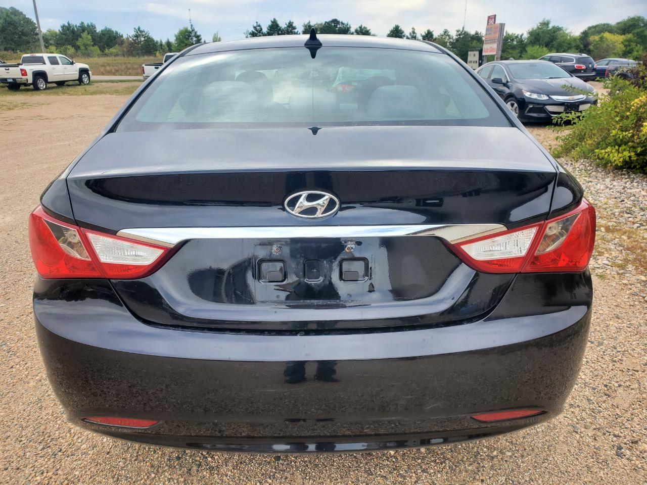 Hyundai Sonata 4dr Sdn 2.4L Auto GLS 2011