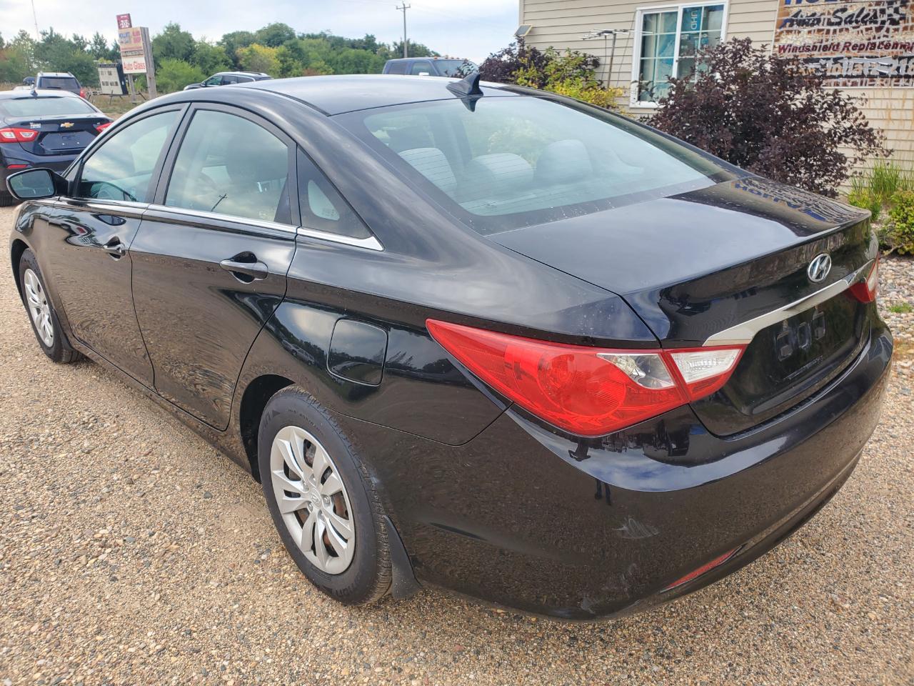 Hyundai Sonata 4dr Sdn 2.4L Auto GLS 2011