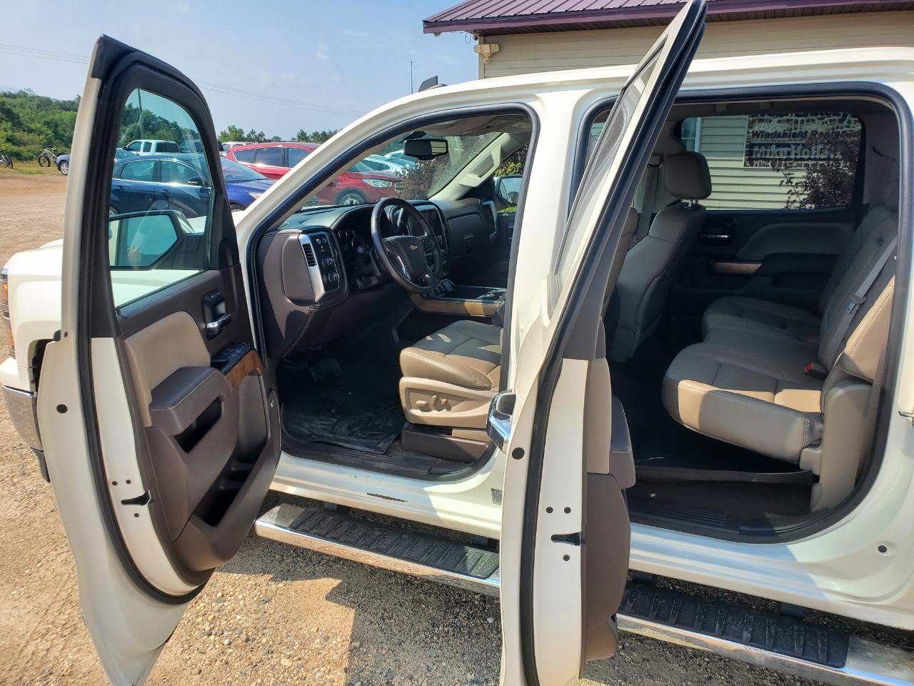 Chevrolet Silverado 1500 4WD Crew Cab 143.5" LTZ w/1LZ 2014