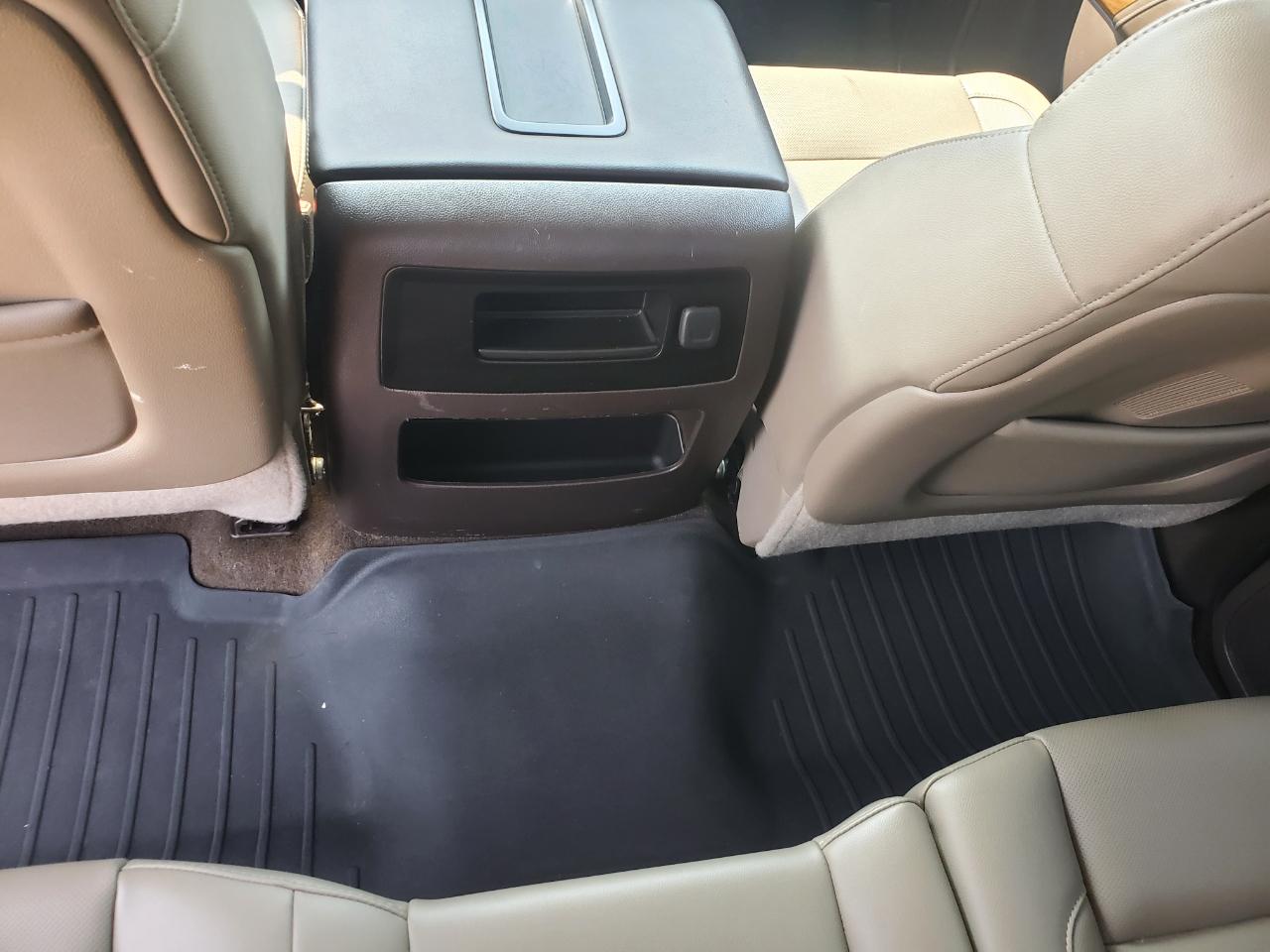 Chevrolet Silverado 1500 4WD Crew Cab 143.5" LTZ w/1LZ 2014
