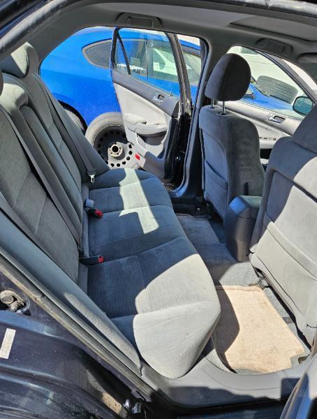 Honda Accord EX Sedan AT with Side Curtain Airbags 2006