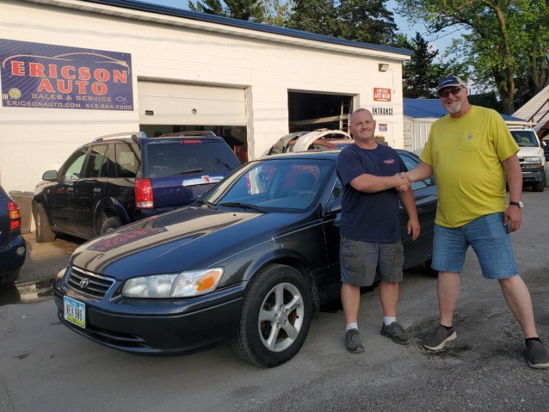 Toyota Camry LE 2002