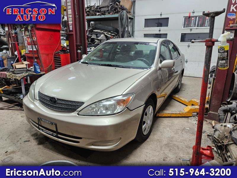 Toyota Camry LE 2002