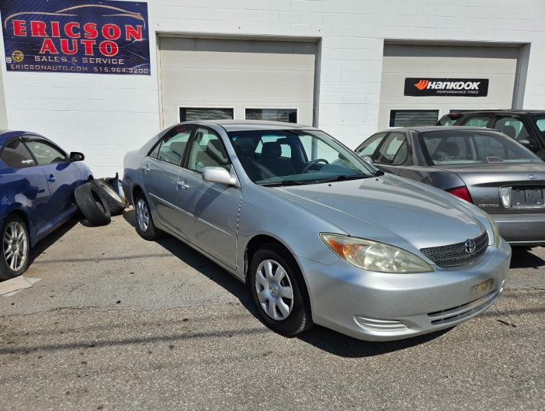 Toyota Camry LE  2002