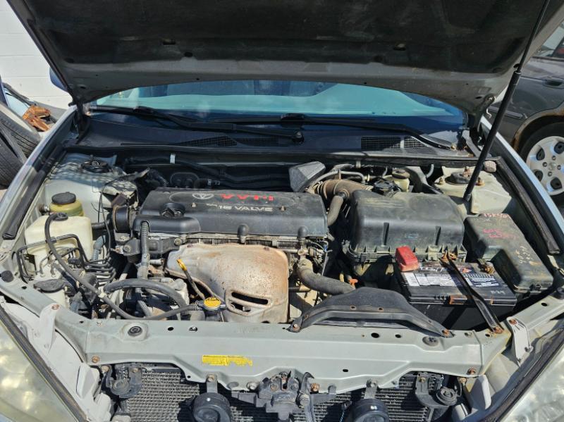 Toyota Camry LE  2002