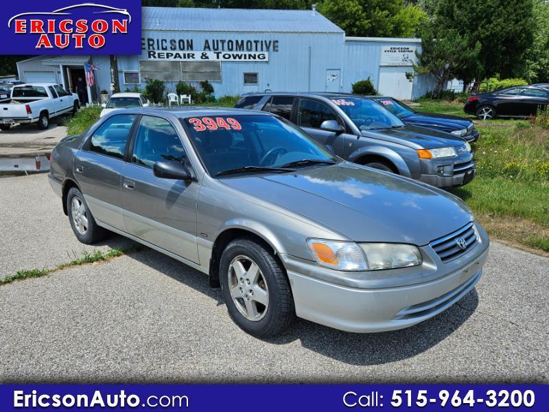 Toyota Camry LE 2001