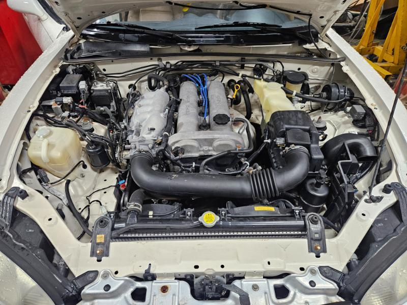 Mazda MX-5 Miata Base 2000