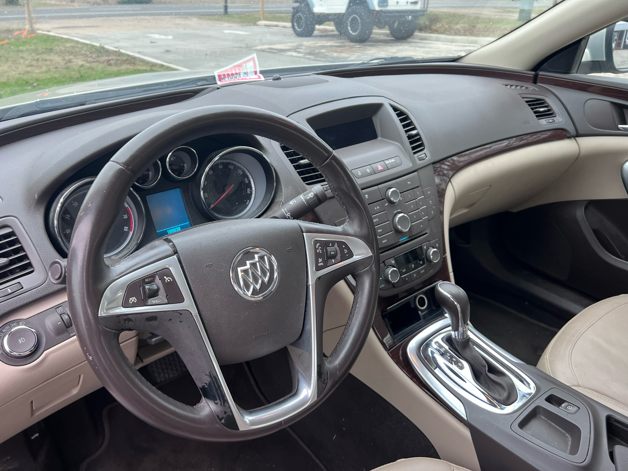 2011 Buick Regal CXL photo 4